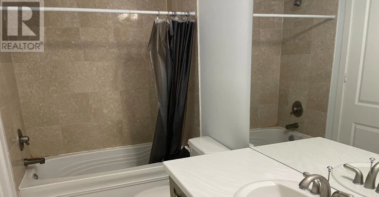 ROOM 2-16 Hearthside Avenue, Richmond Hill, ON, L4E 5E7 - 11