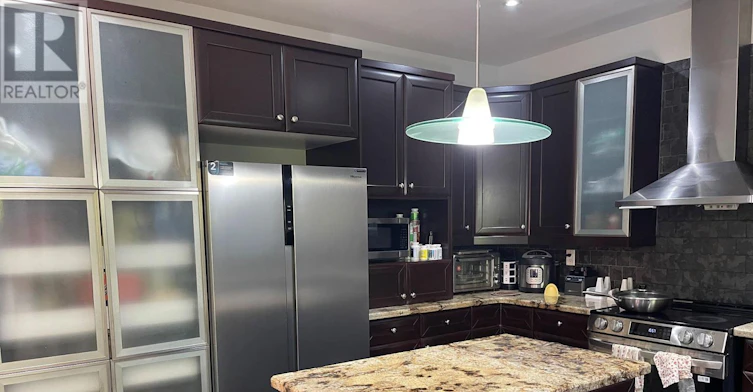 ROOM 2-16 Hearthside Avenue, Richmond Hill, ON, L4E 5E7 - 2