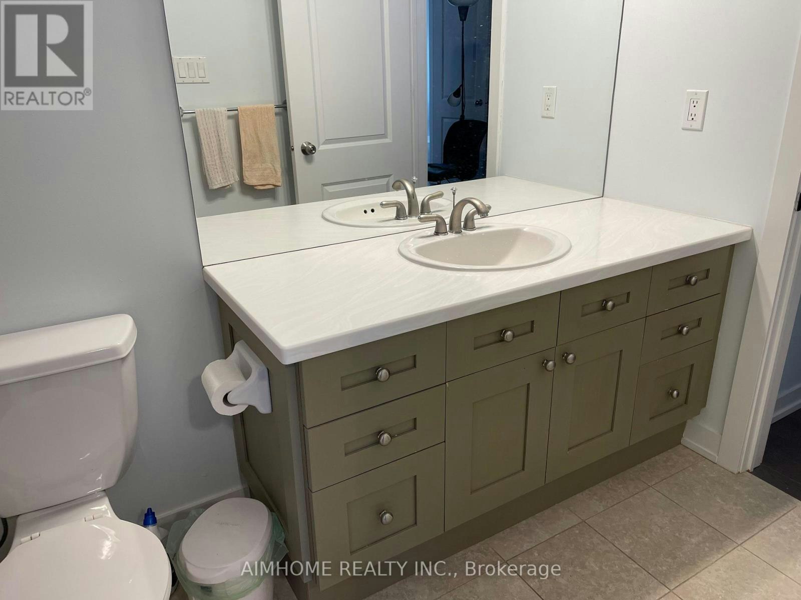 ROOM 2-16 Hearthside Avenue, Richmond Hill, ON, L4E 5E7 - 12