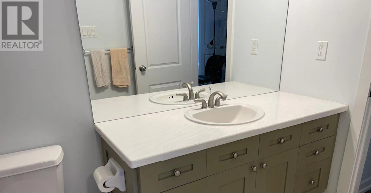 ROOM 2-16 Hearthside Avenue, Richmond Hill, ON, L4E 5E7 - 12