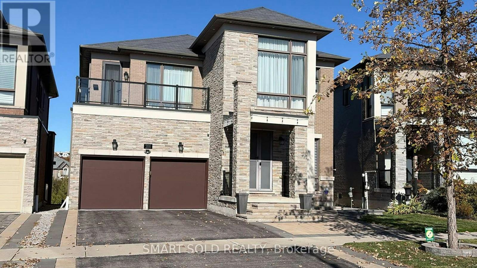200 Scrivener Drive, Aurora, ON, L4G 0Z1