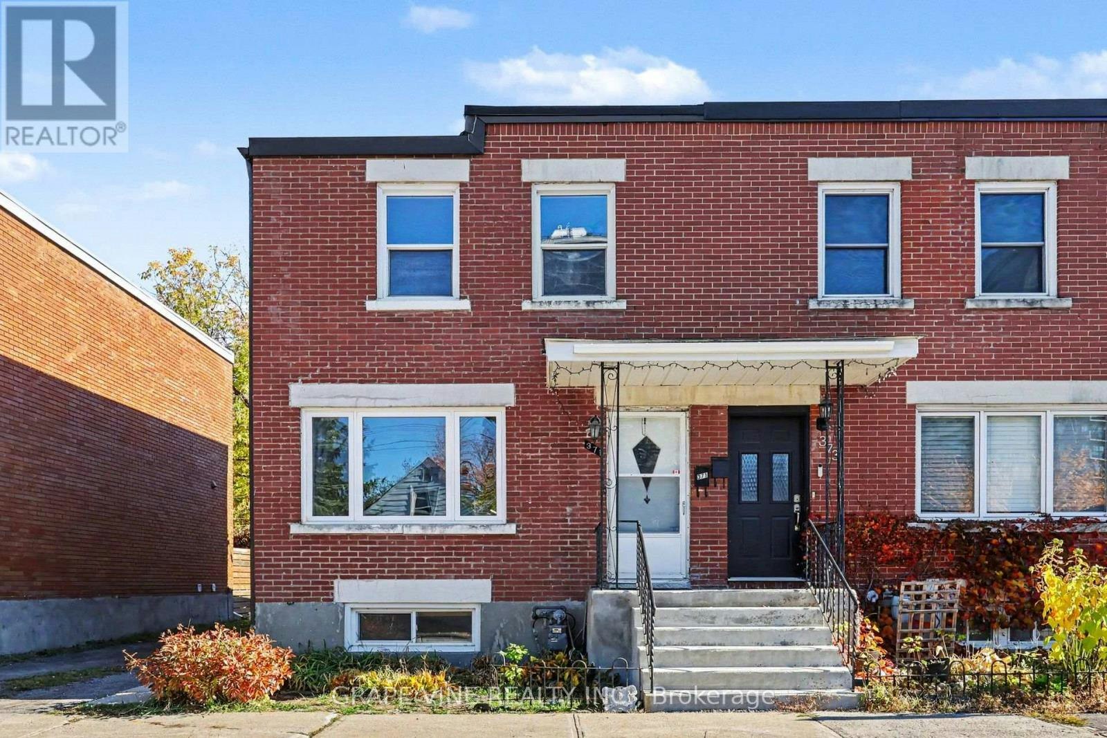 371 Larouche Street, Ottawa, ON, K1L 7L1