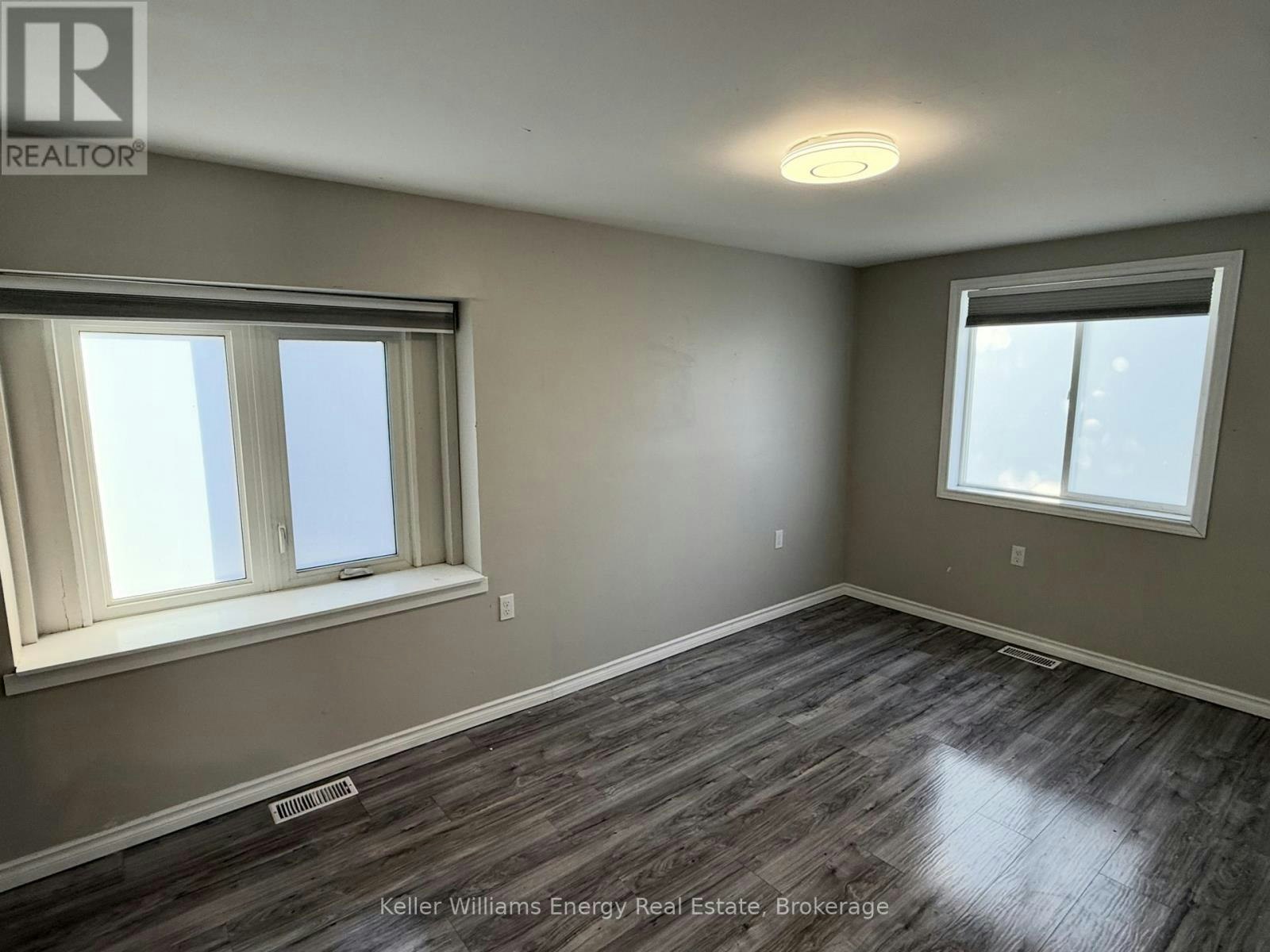 MAIN-273 Wilson Road S, Oshawa, ON, L1H 6C4 - 12