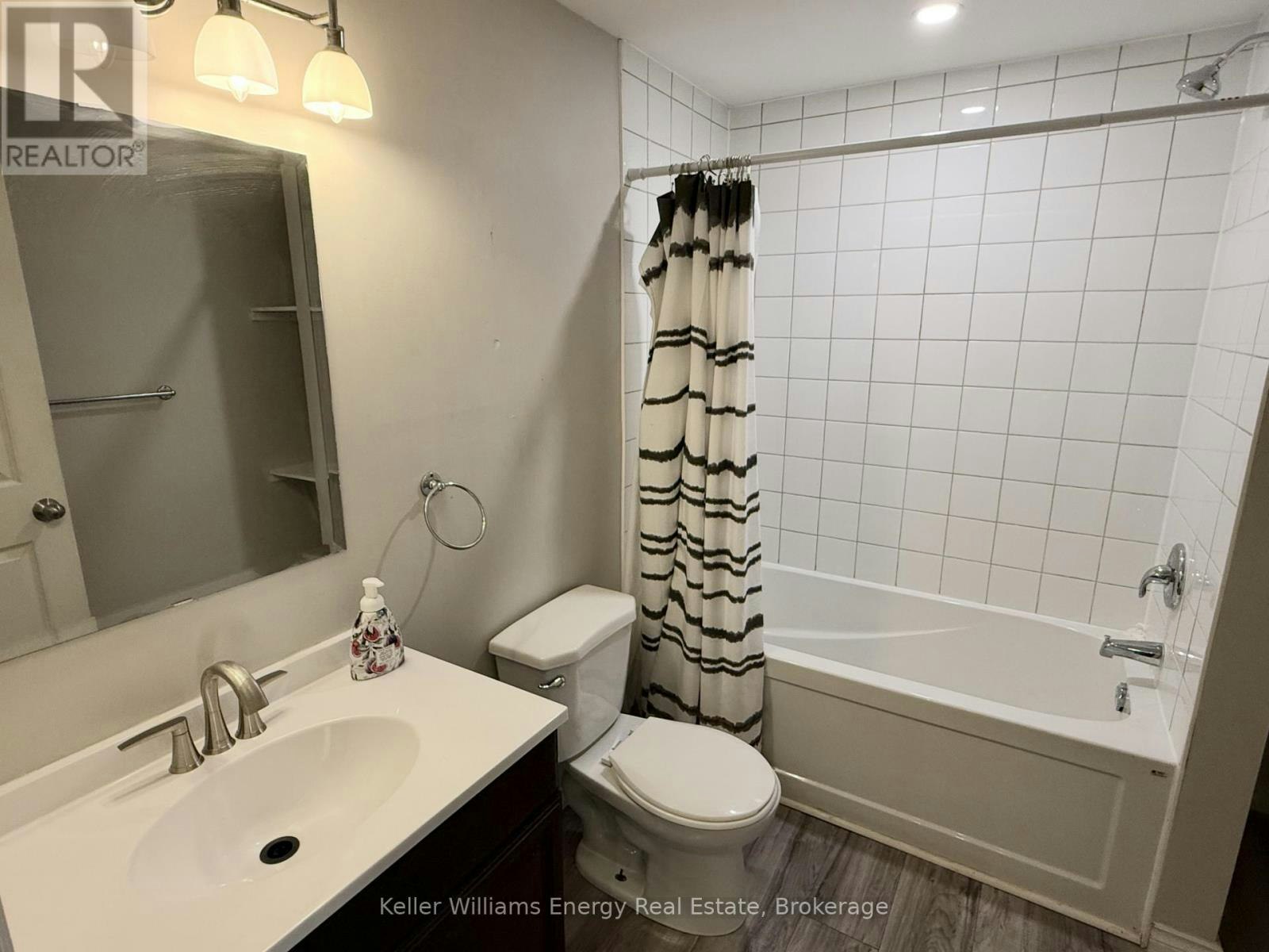 MAIN-273 Wilson Road S, Oshawa, ON, L1H 6C4 - 11