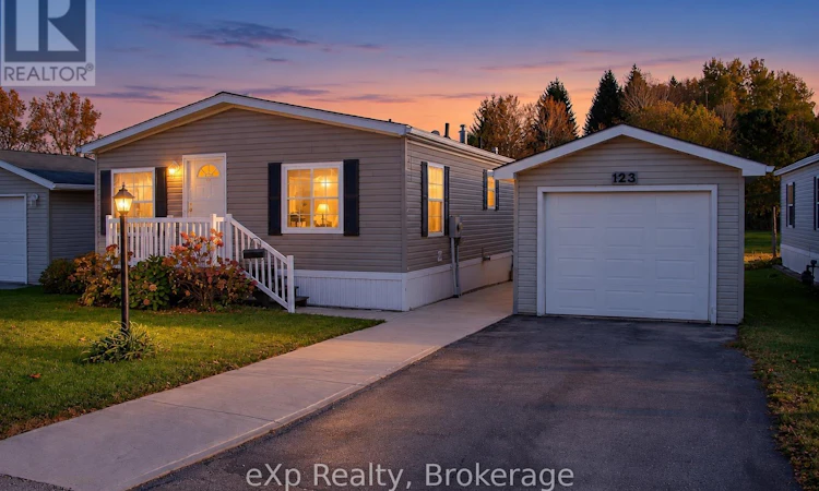 123 Rosewood Drive