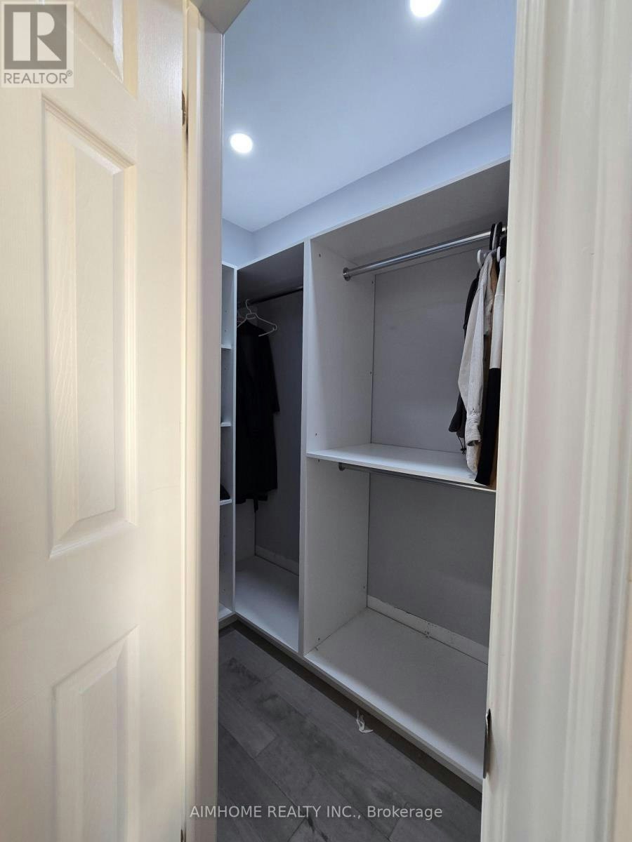 RM Primary 66a Cooks Bay Drive, Georgina, ON, L4P 1L8 - 13
