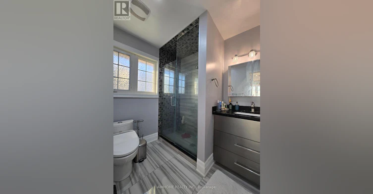 RM Primary 66a Cooks Bay Drive, Georgina, ON, L4P 1L8 - 12