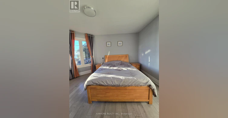 RM Primary 66a Cooks Bay Drive, Georgina, ON, L4P 1L8 - 17