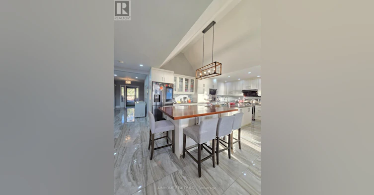 RM Primary 66a Cooks Bay Drive, Georgina, ON, L4P 1L8 - 4