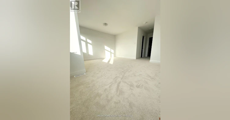 7 Gateway Drive, Barrie, ON, L9J 0C2 - 12