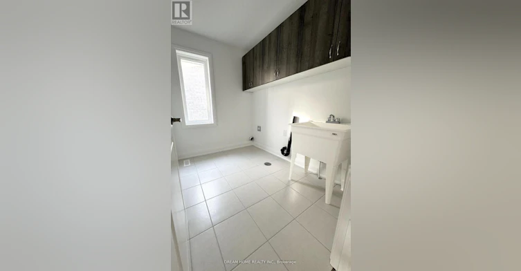 7 Gateway Drive, Barrie, ON, L9J 0C2 - 13