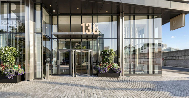 6701-138 Downes Street, Toronto, ON, M5E 0E4 - 4