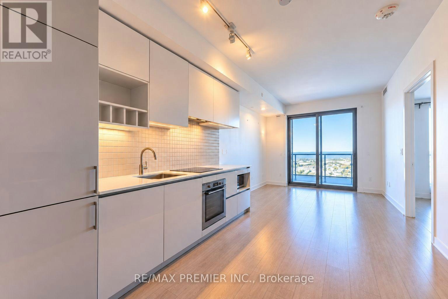 5901-950 Portage Parkway, Vaughan, ON, L4K 0J7 - 2