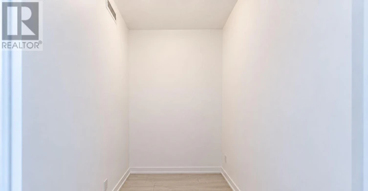 5901-950 Portage Parkway, Vaughan, ON, L4K 0J7 - 9