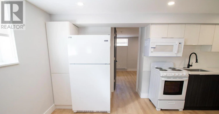 LOWER-179 Burnside Drive, London, ON, N5V 1B4 - 13