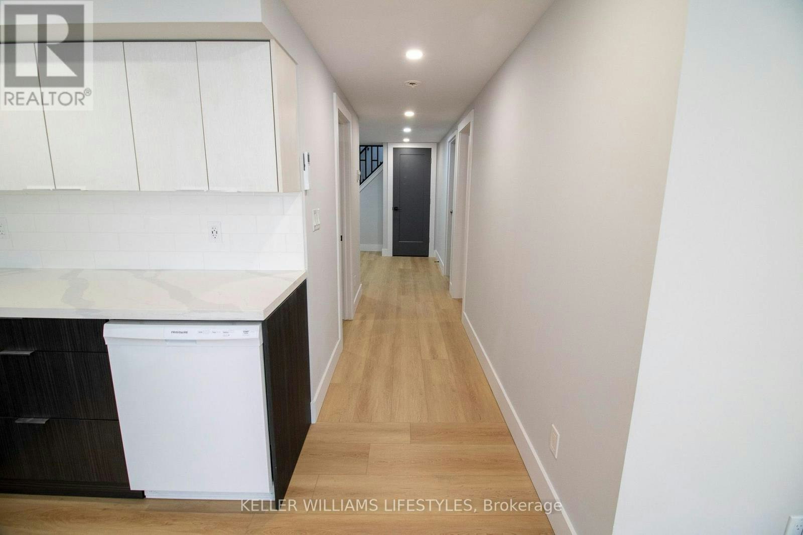 LOWER-179 Burnside Drive, London, ON, N5V 1B4 - 9