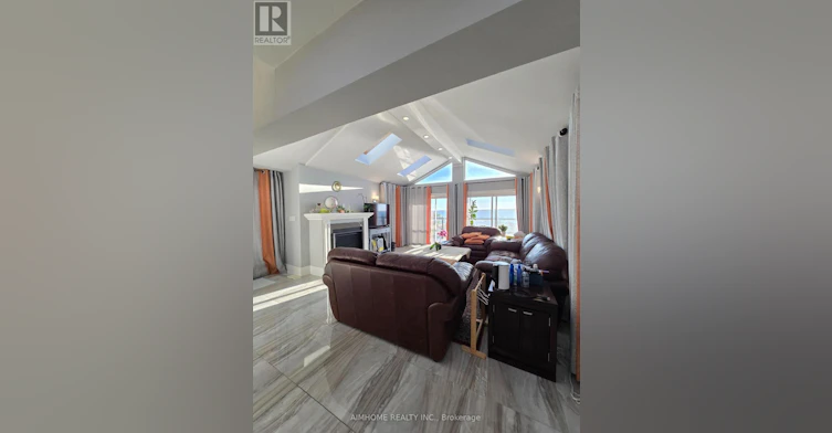 RM 3-66A Cooks Bay Drive, Georgina, ON, L4P 1L8 - 4