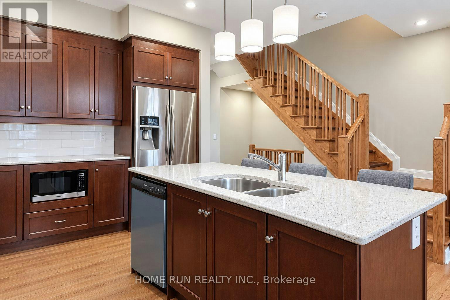 116 Boundstone Way, Ottawa, ON, K2T 0M4 - 11