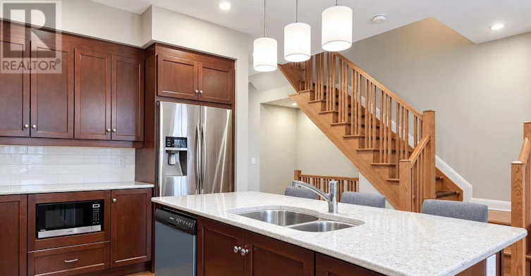 116 Boundstone Way, Ottawa, ON, K2T 0M4 - 11