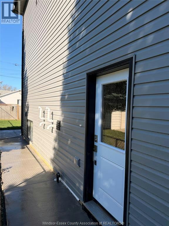 636 Eugenie Street East, Windsor, ON, N8X 2Y4 - 4