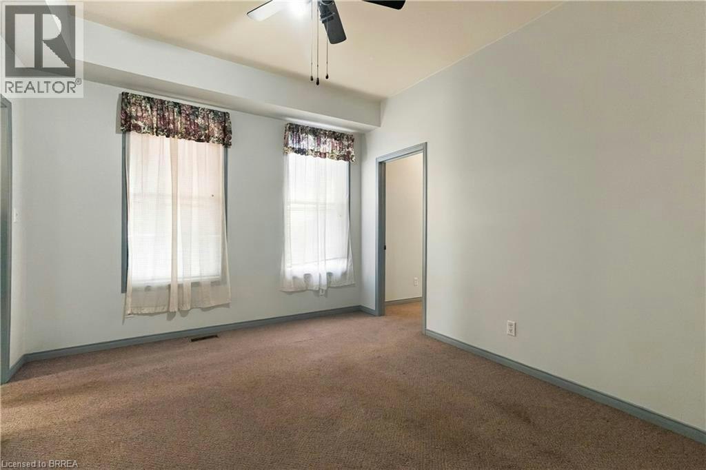 Lower-139 Grand River Avenue, Brantford, ON, N3T 4X5 - 11