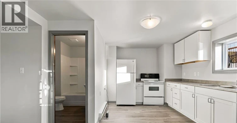 Lower-139 Grand River Avenue, Brantford, ON, N3T 4X5 - 6