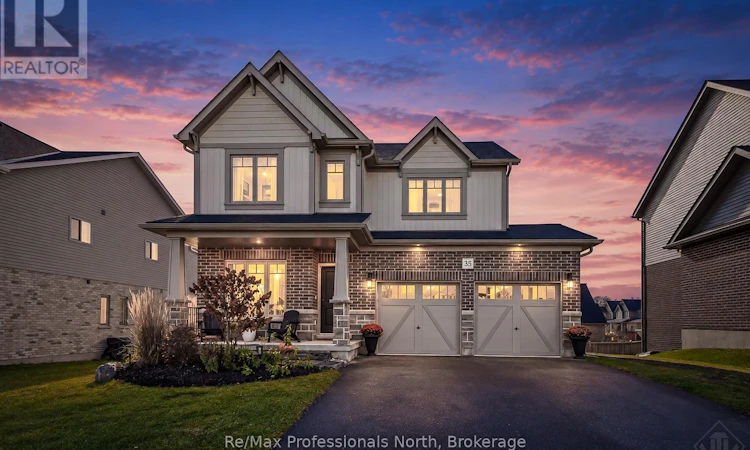 35 Woodstream Drive