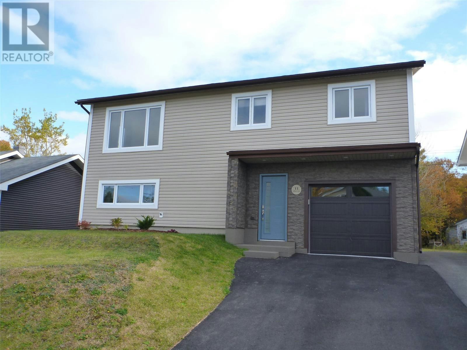 11 Gillbert Avenue, Clarenville, NL, A5A 1E8