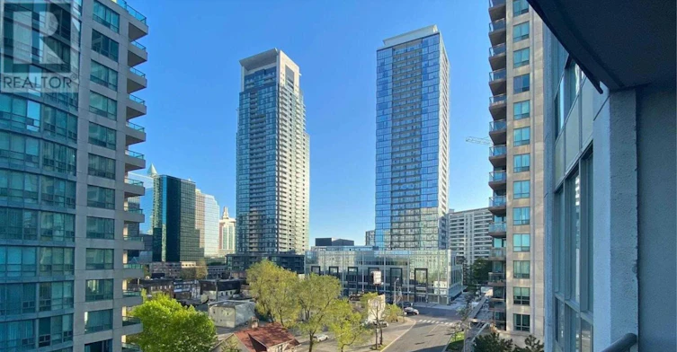 709-256 Doris Avenue, Toronto, ON, M2N 6X8