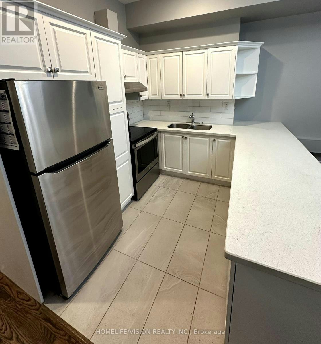2-2024 Queen Street E, Toronto, ON, M4L 1H9 - 4