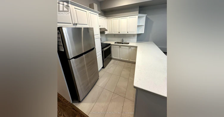 2-2024 Queen Street E, Toronto, ON, M4L 1H9 - 4