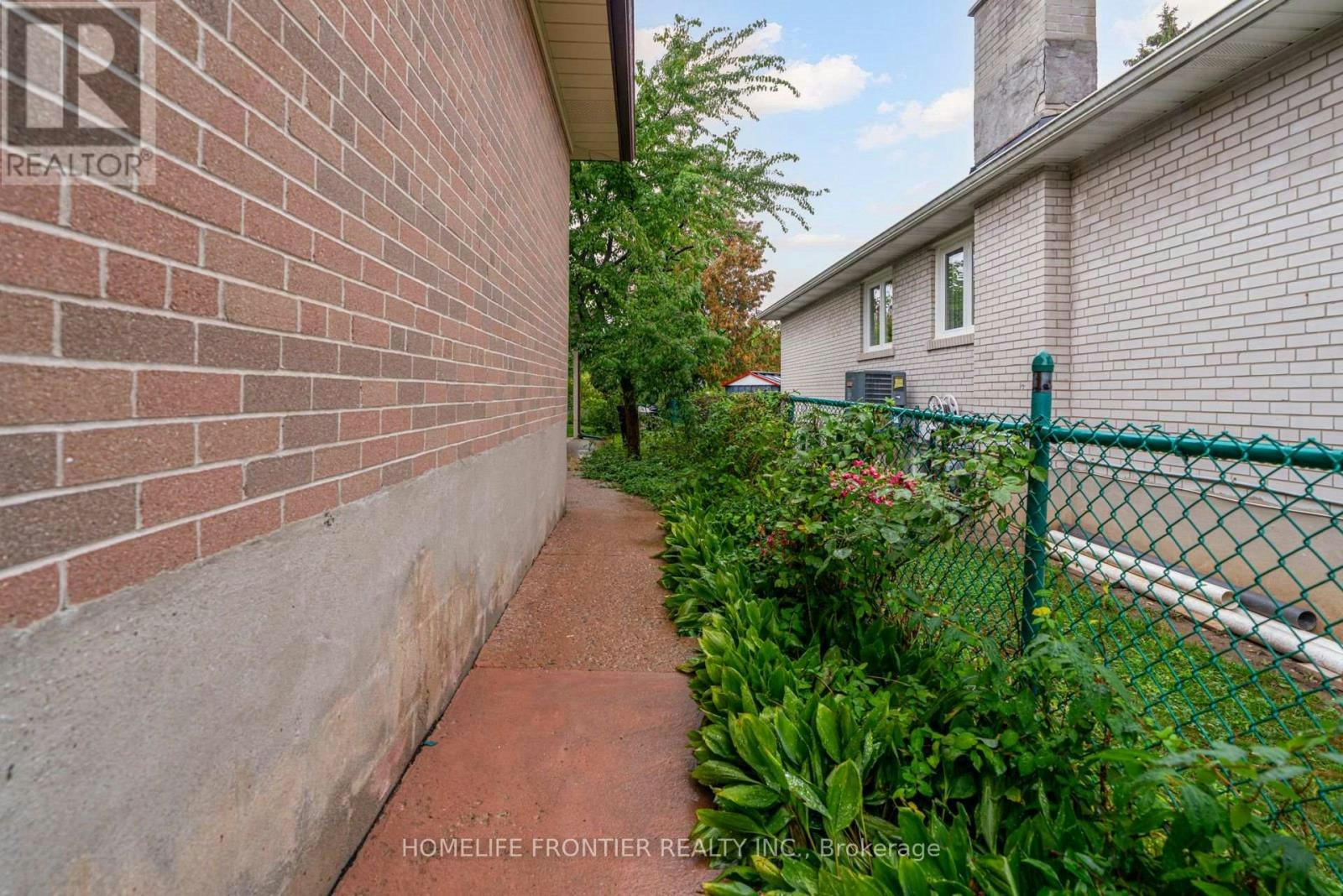 UPPER-62 Clark Avenue, Markham, ON, L3T 1S5 - 29