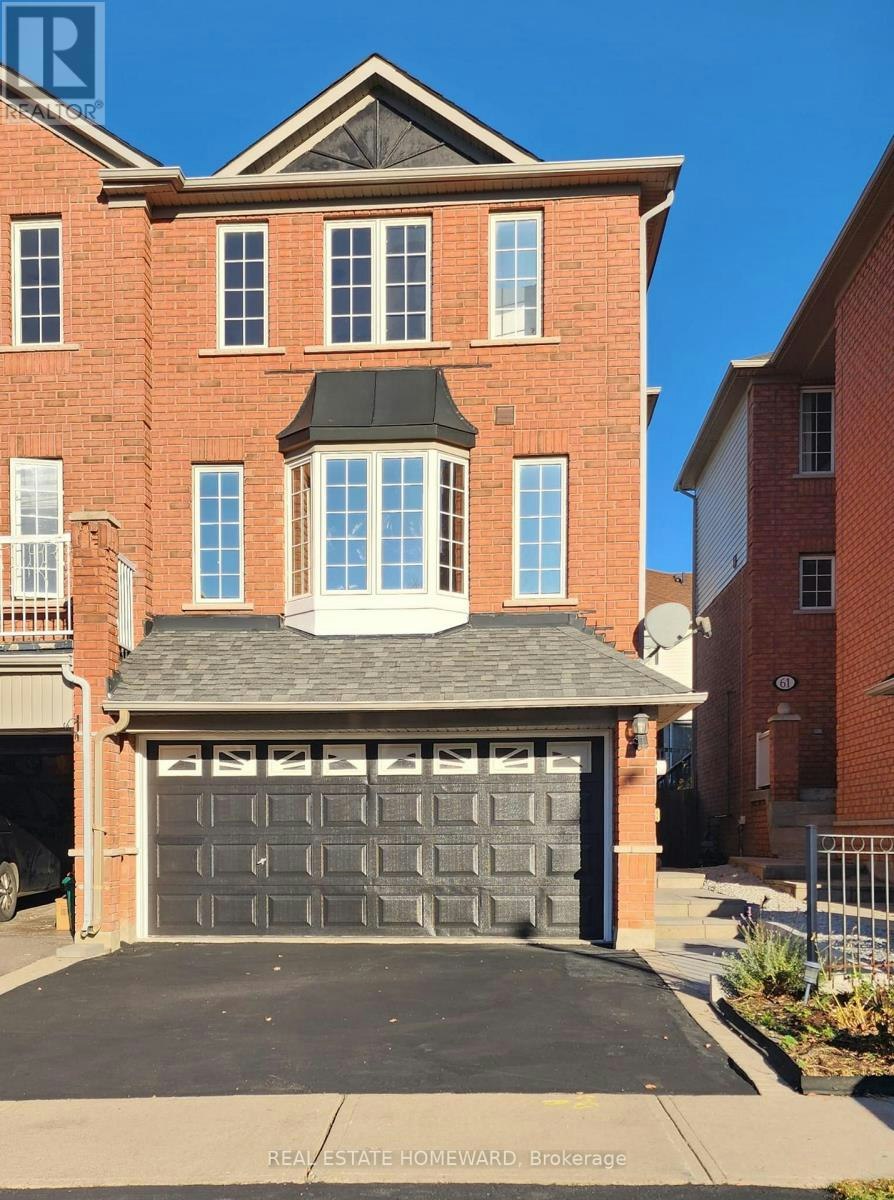 63 Millcliff Circle, Aurora, ON, L4G 7N9