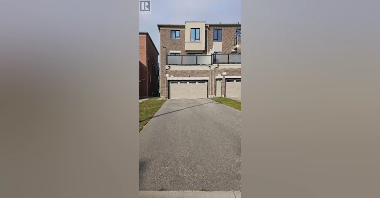 37 Sparks Street, Aurora, ON, L4G 0Z9 - 9