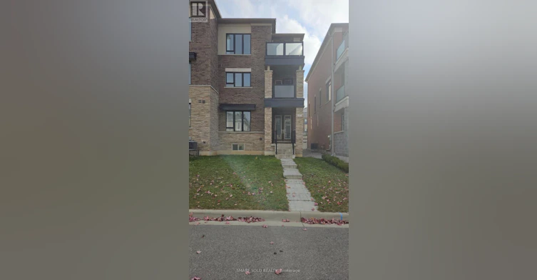 37 Sparks Street, Aurora, ON, L4G 0Z9