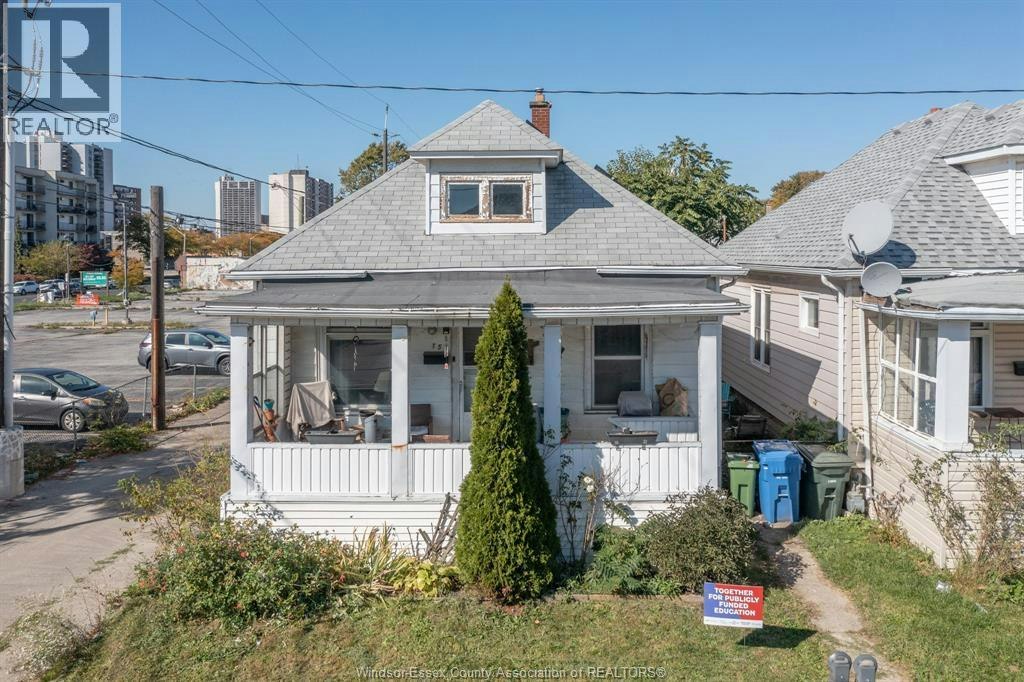 156 Erie Street, Windsor, ON, N9A 3W8
