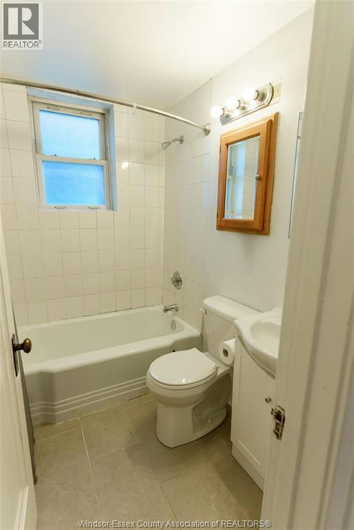 105-710 Giles Boulevard East, Windsor, ON, N9A 4E4 - 9