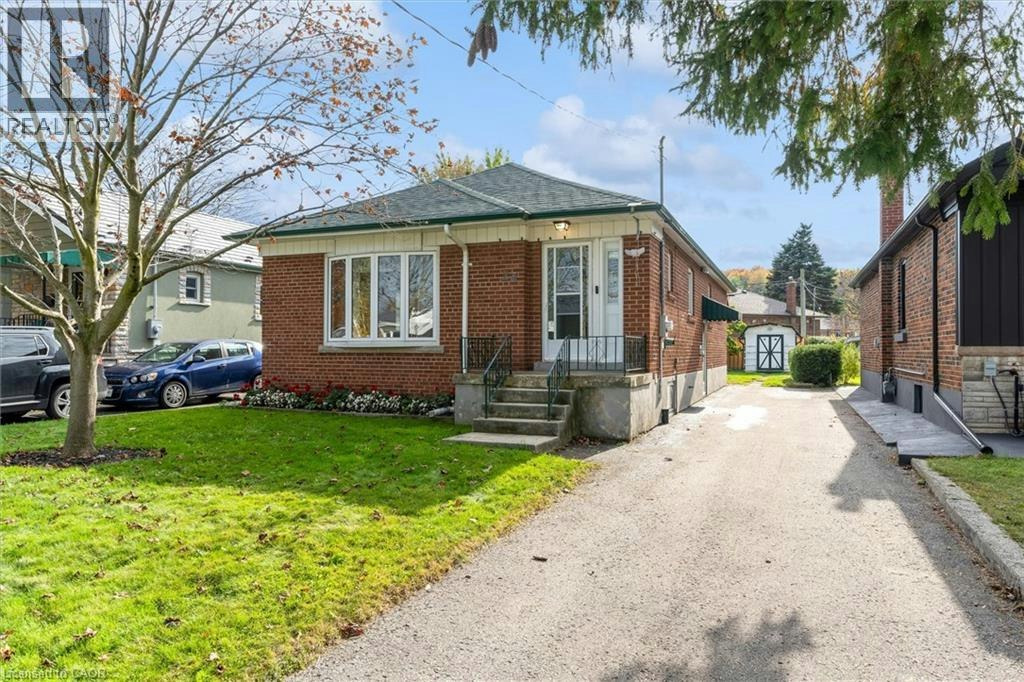 24 Muldrew Avenue, Toronto, ON, M1R 1X5