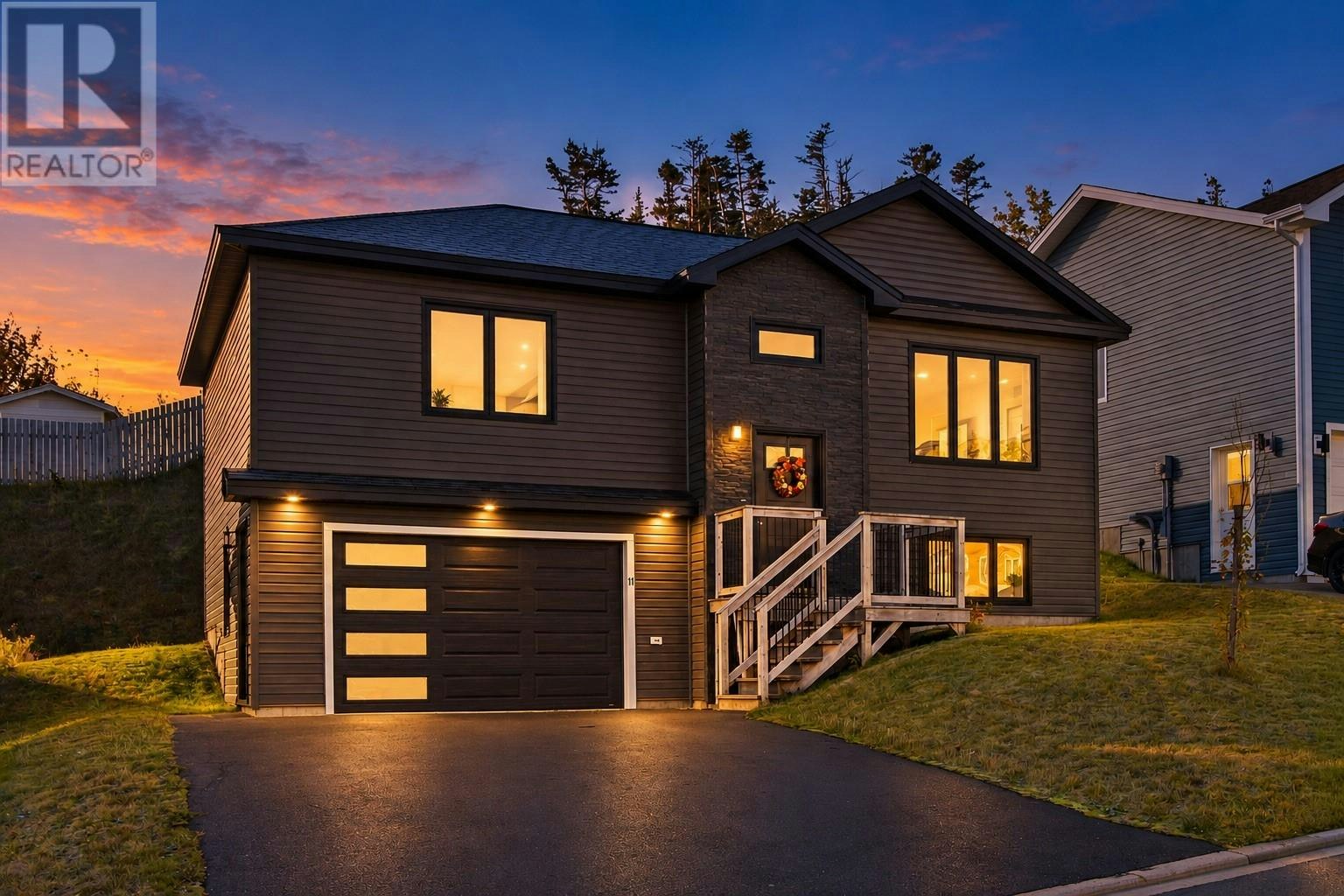 11 Phoenix Drive, Paradise, NL, A1L 3L4
