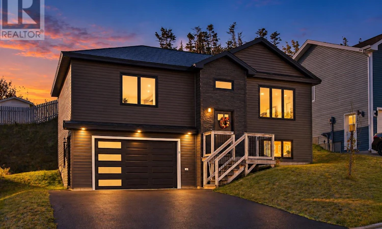 11 Phoenix Drive