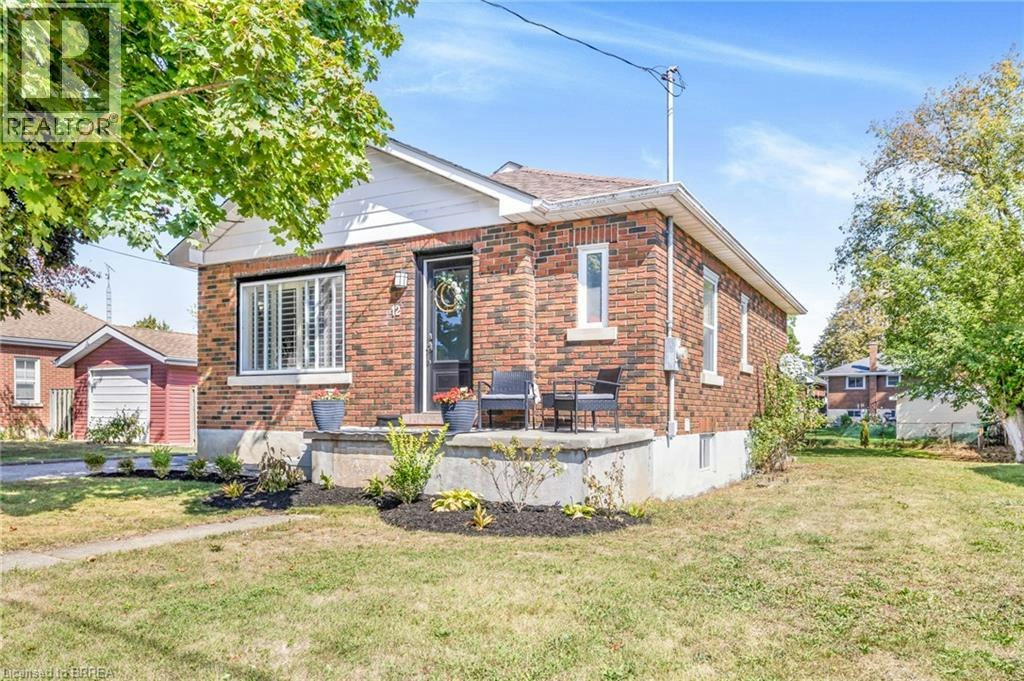 12 Patricia Street, Brantford, ON, N3T 1W5