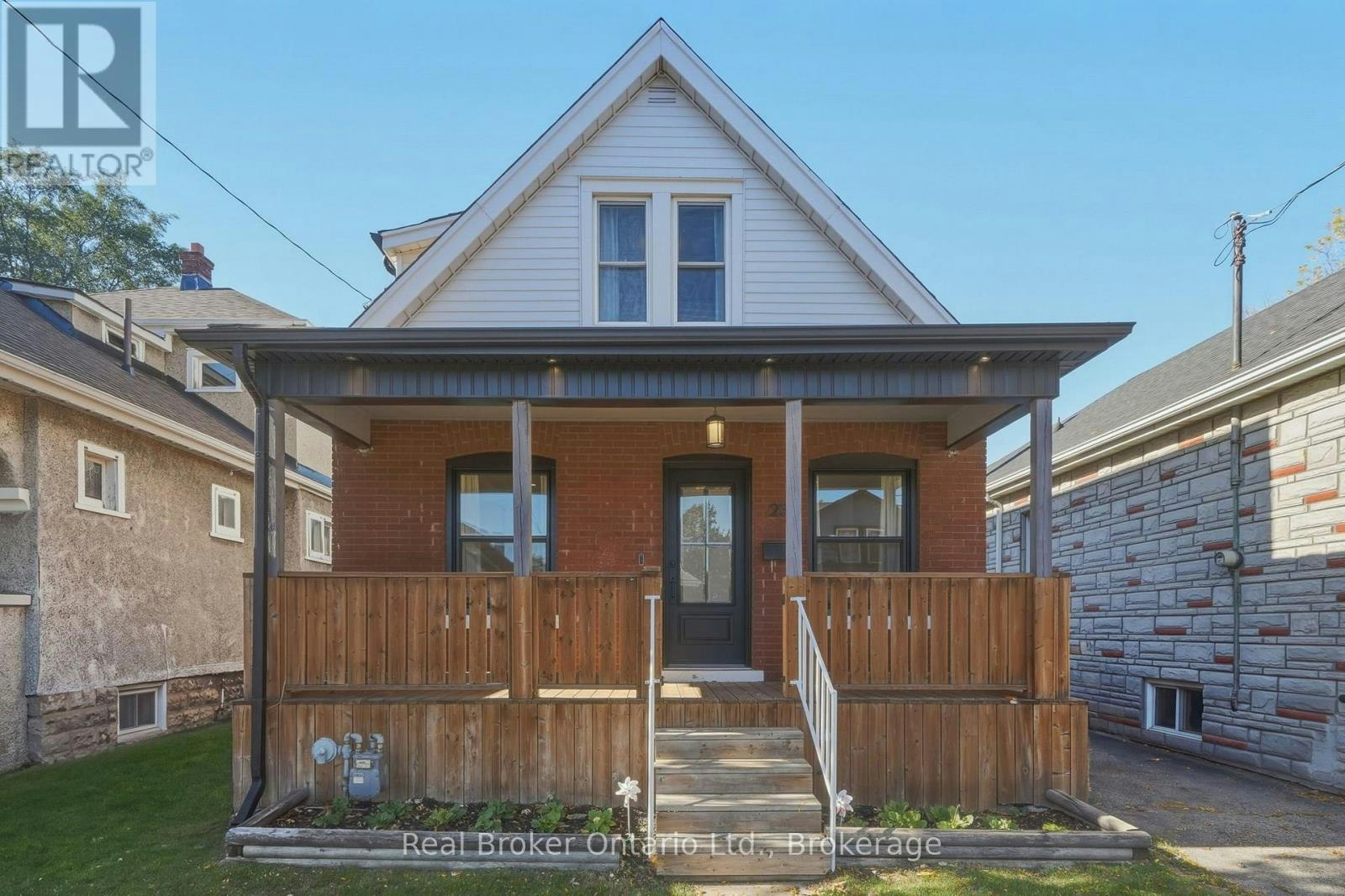 23 Barons Avenue N, Hamilton, ON, L8H 5A3
