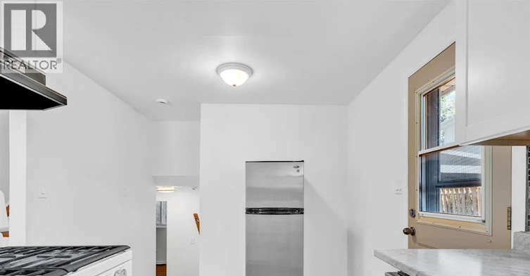 9832 Lynngrove Crescent, Windsor, ON, N8R 1B9 - 13