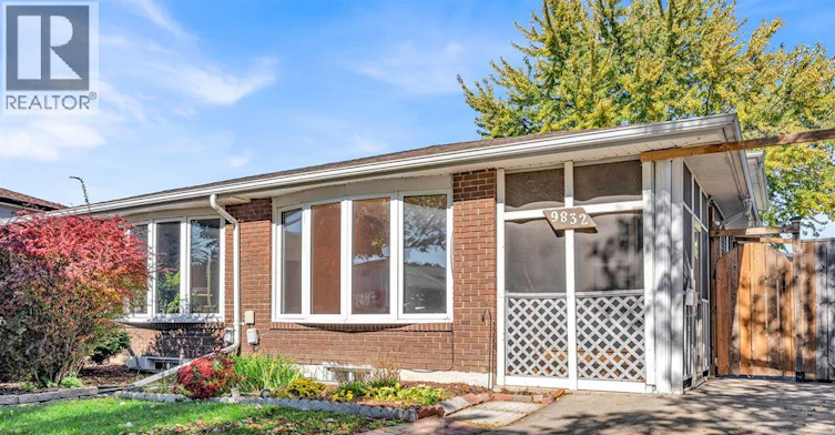 9832 Lynngrove Crescent, Windsor, ON, N8R 1B9 - 3