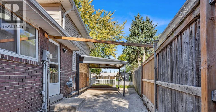 9832 Lynngrove Crescent, Windsor, ON, N8R 1B9 - 35
