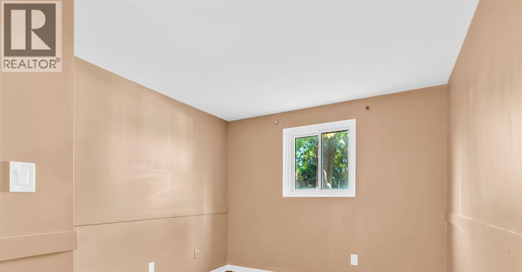 9832 Lynngrove Crescent, Windsor, ON, N8R 1B9 - 22