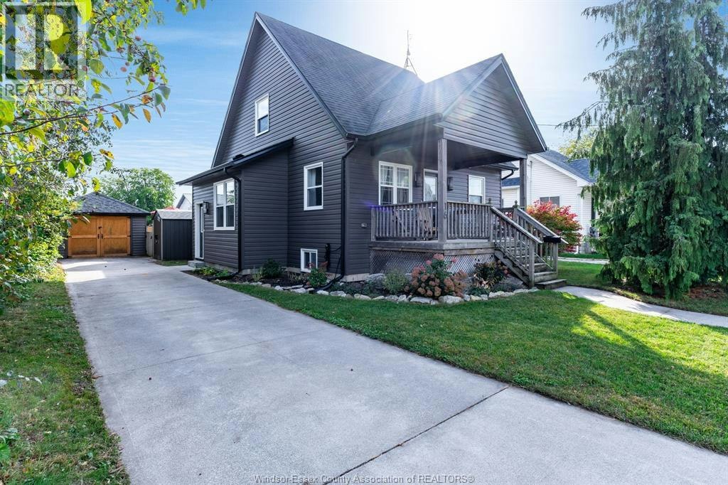 16 Parkdale Avenue, Leamington, ON, N8H 2K6