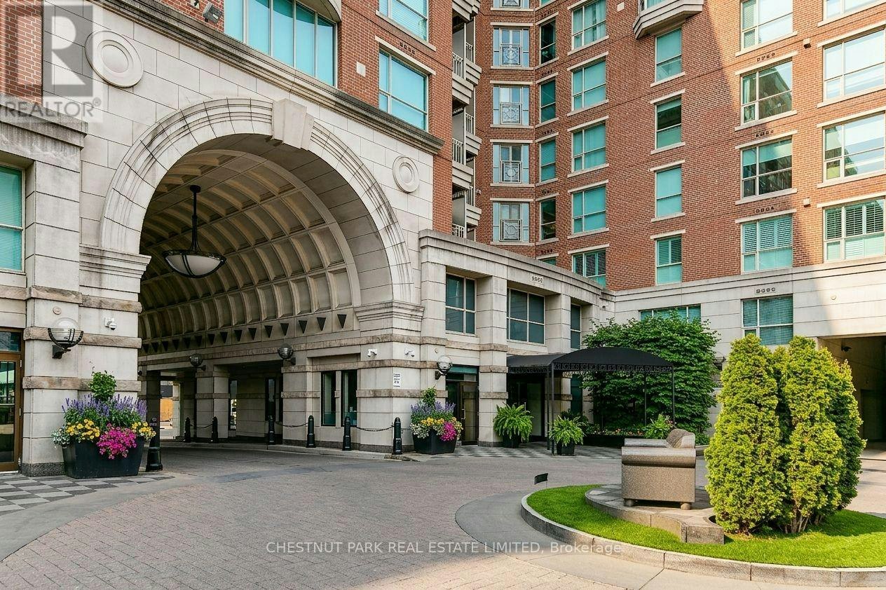 1902 38 Avenue Road, Toronto, ON, M5R 2G2 - 2