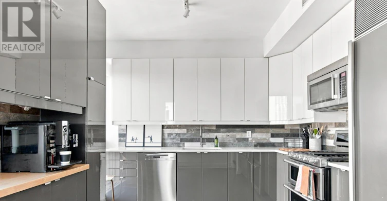 1902 38 Avenue Road, Toronto, ON, M5R 2G2 - 18