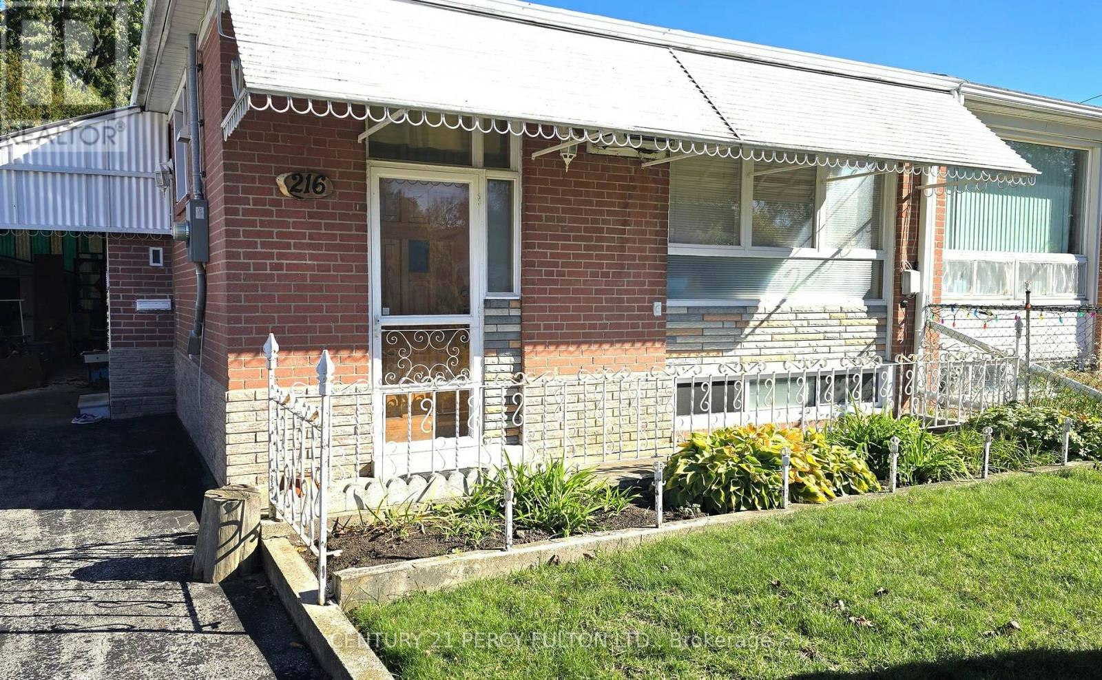BSMT-216 Taylor Mills Drive N, Richmond Hill, ON, L4C 2T7